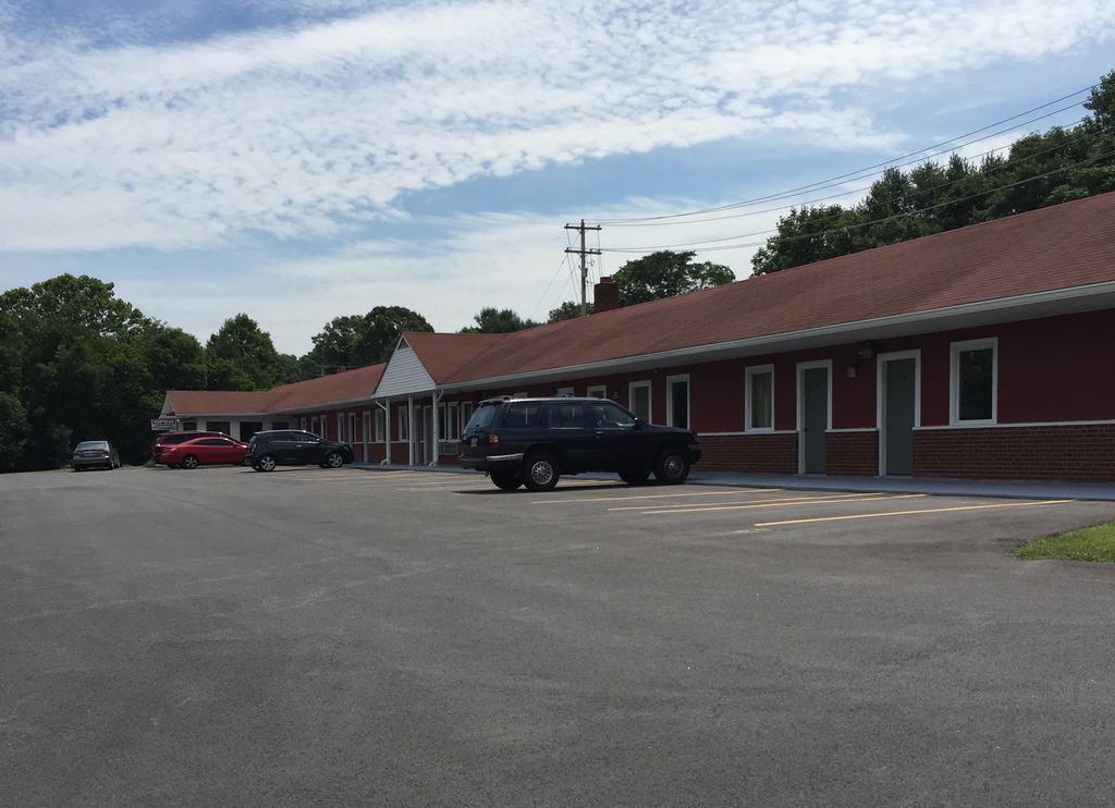Budget Inn Mount Airy Extérieur photo